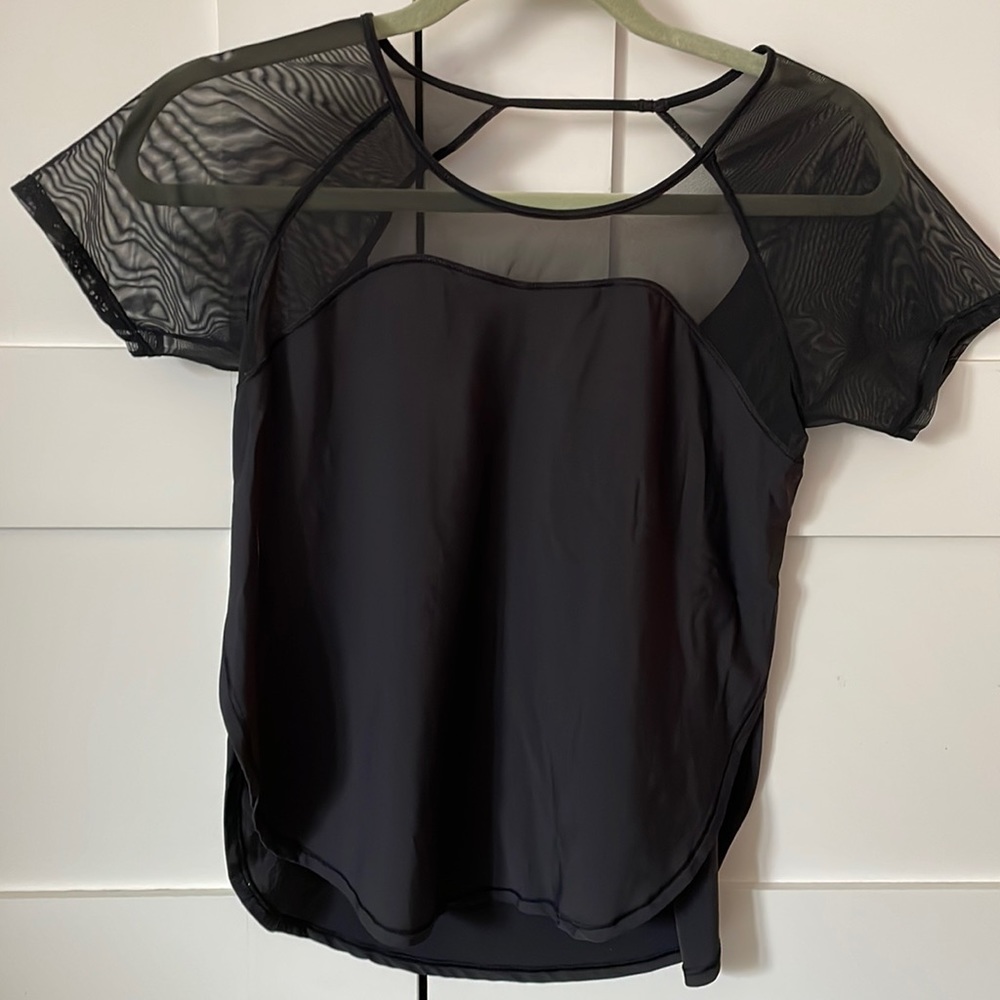 Lulu lemon shirt